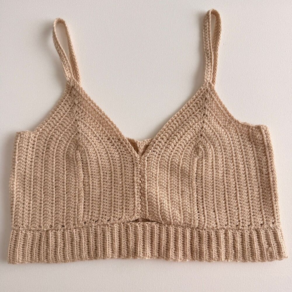 Handmade Crochet Crop Top Bralette– Neutral Sand Ribbed Knit (Size L) - Picture 3 of 5